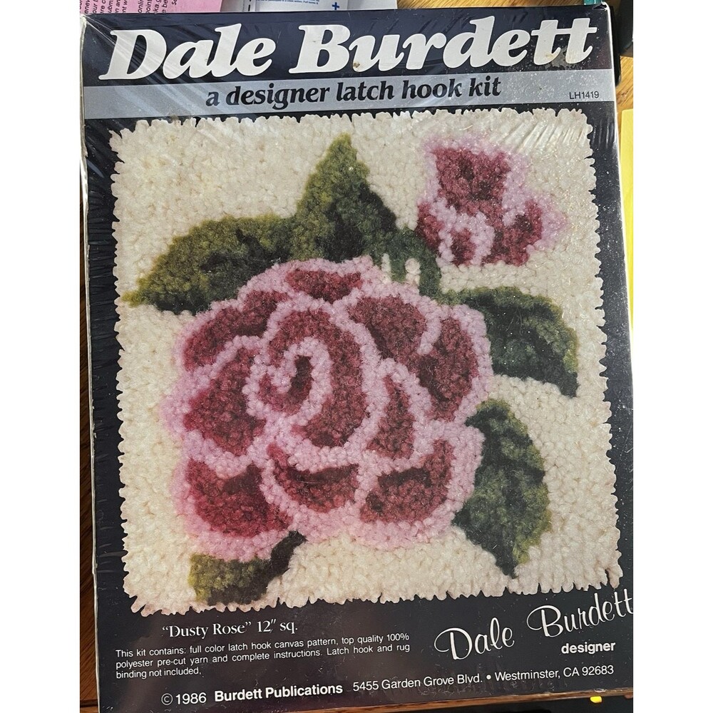 Vintage Latch Hook Rug Kit Dale Burdett Dusty Rose 12" Square Cottage Craft NEW